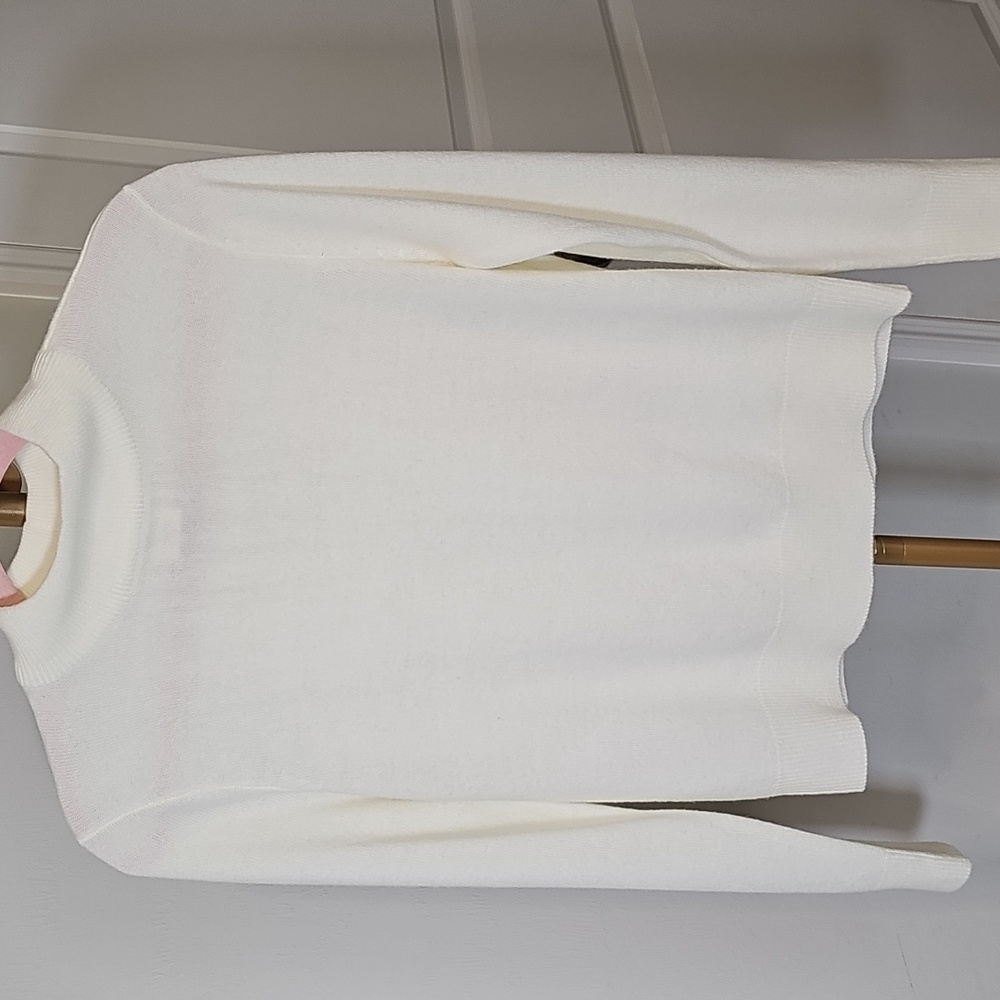 Brand new without tag mock turtleneck knit white/cream sweater P/Small.Very soft